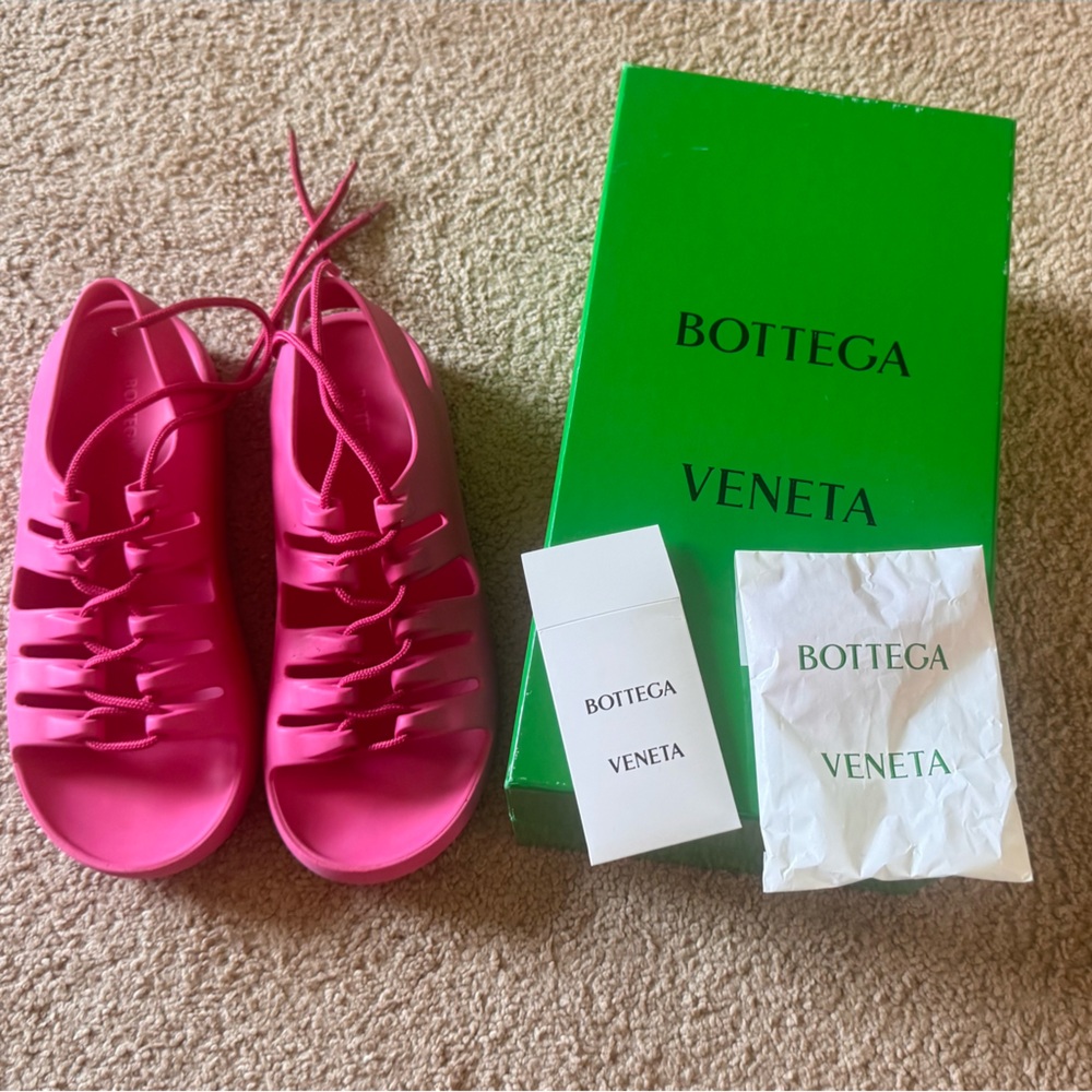 Bottega Veneta jelly rubber  sandals